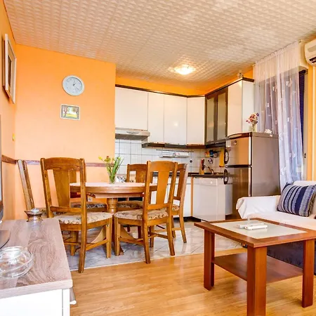 With Wifi - 11367 Apartment *